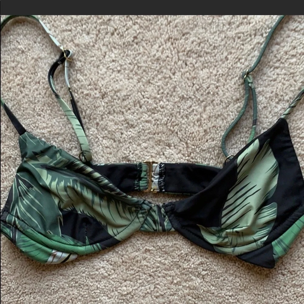 Beach Riot Bikini Set - Picture 2 of 7